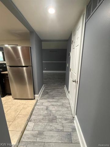 42372 Lochmoor Street, Clinton Township, MI 48038