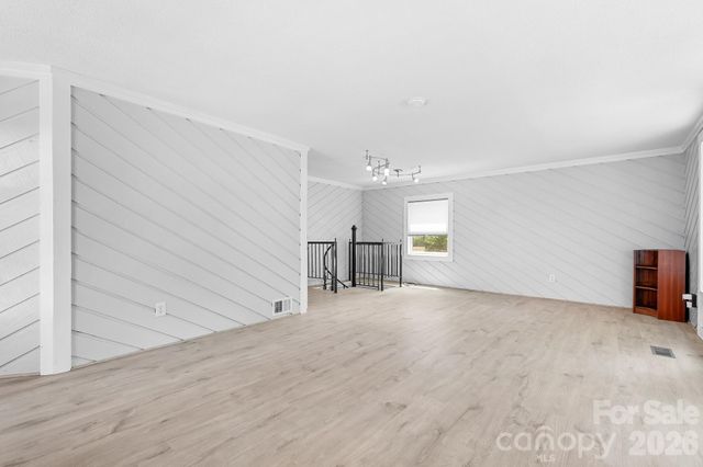 7224 Right Angle Street, Sherrills Ford, NC 28673