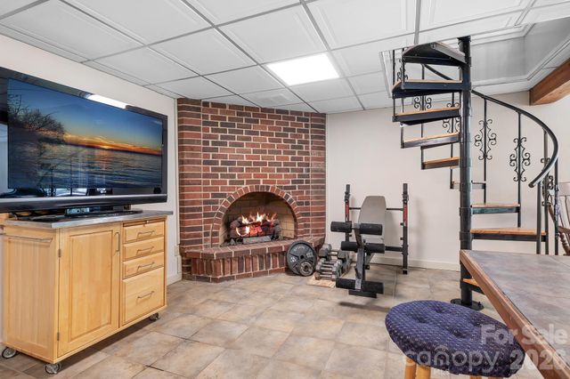 7224 Right Angle Street, Sherrills Ford, NC 28673