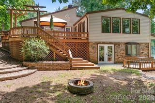 7224 Right Angle Street, Sherrills Ford, NC 28673