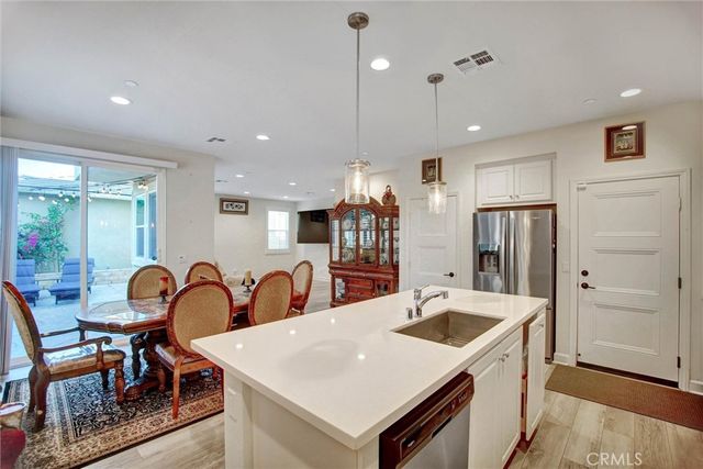 3909 S Oasis Paseo, Ontario, CA 91761