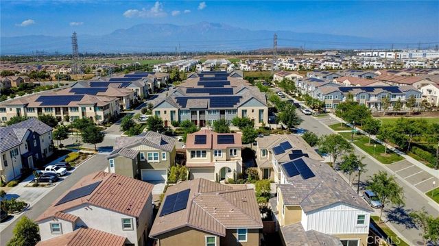 3909 S Oasis Paseo, Ontario, CA 91761