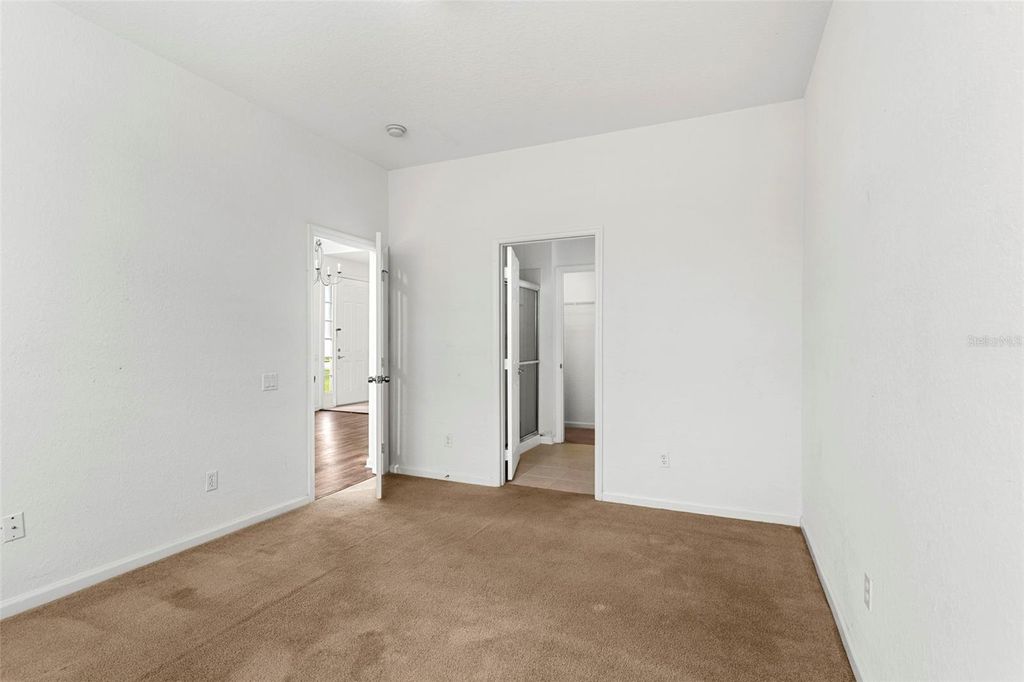 Image 27 of property listing at 1142 SHALLCROSS AVENUE, Orlando, FL 32828