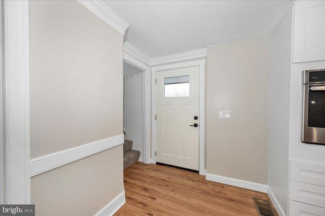 11012 ARNOLD LN, Williamsport, MD 21795