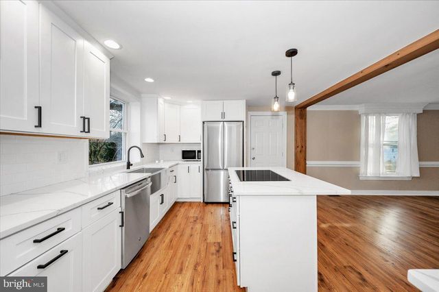 11012 ARNOLD LN, Williamsport, MD 21795