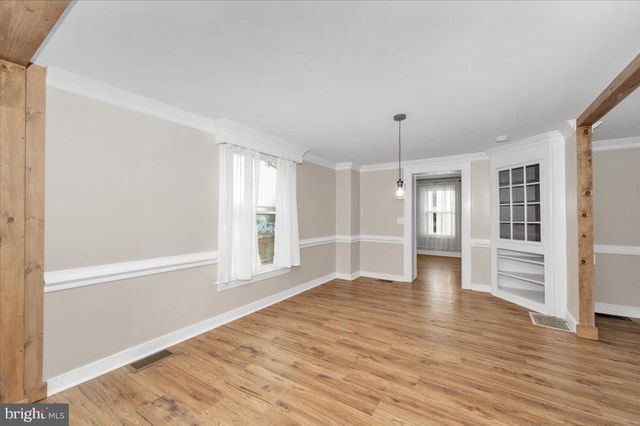 11012 ARNOLD LN, Williamsport, MD 21795