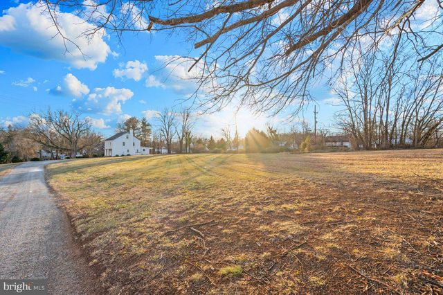 11012 ARNOLD LN, Williamsport, MD 21795