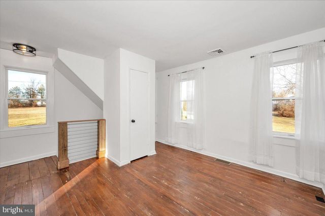 11012 ARNOLD LN, Williamsport, MD 21795