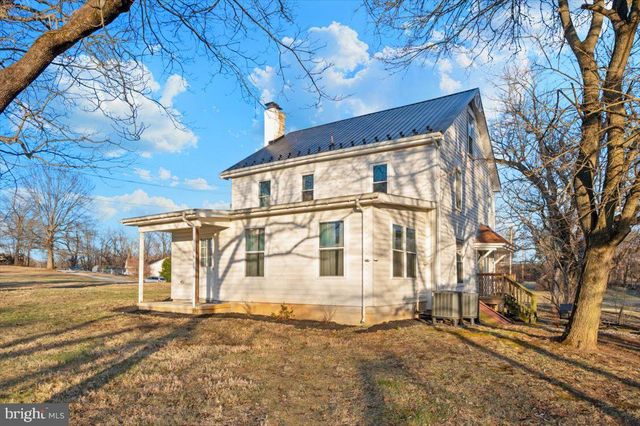 11012 ARNOLD LN, Williamsport, MD 21795