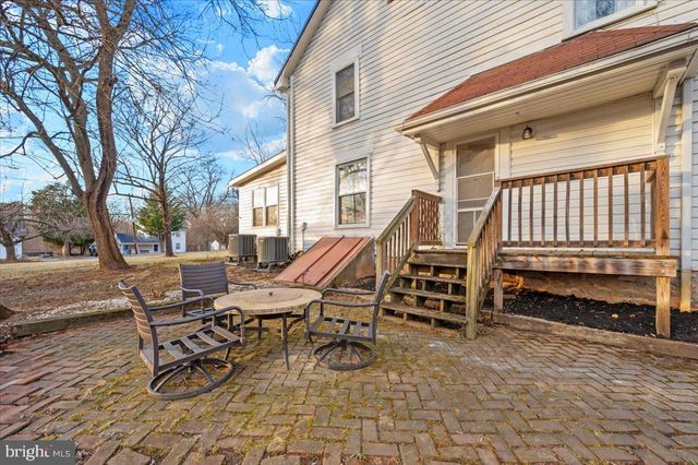 11012 ARNOLD LN, Williamsport, MD 21795