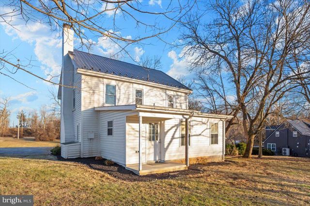 11012 ARNOLD LN, Williamsport, MD 21795