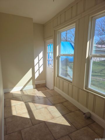 310 Merry Ann, San Antonio, TX 78223