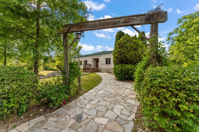 10792 N 600 E, Demotte, IN 46310