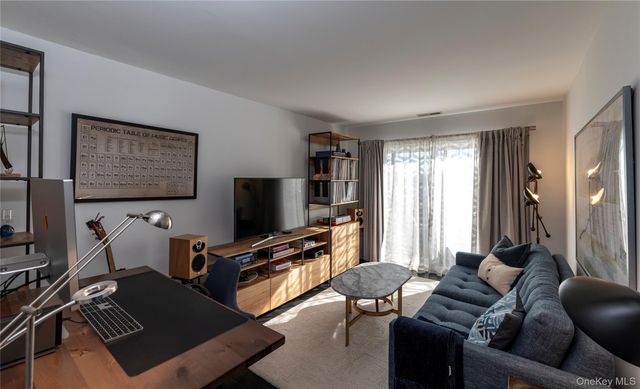 6 Burd Street 2403, Nyack, NY 10960