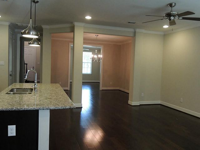 103 Kendrick Pines, The Woodlands, TX 77389