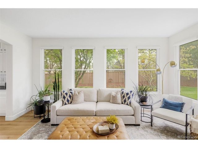 9231 Aspen Creek Way, Highlands Ranch, CO 80129