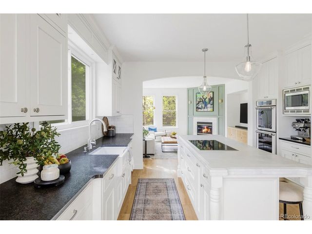 9231 Aspen Creek Way, Highlands Ranch, CO 80129