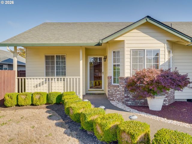 255 TAURUS St, Molalla, OR 97038