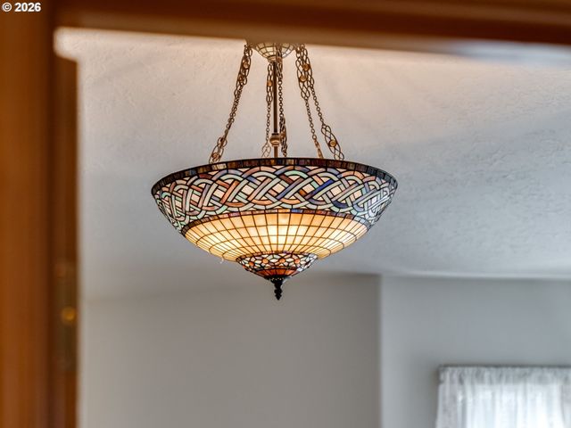 255 TAURUS St, Molalla, OR 97038