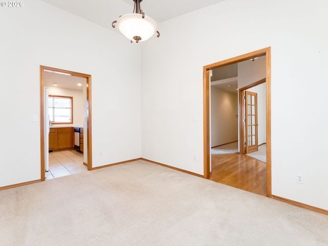 255 TAURUS St, Molalla, OR 97038