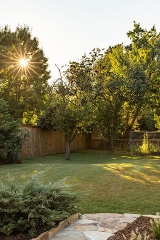 1116 Sunnymeade Dr, Nashville, TN 37216