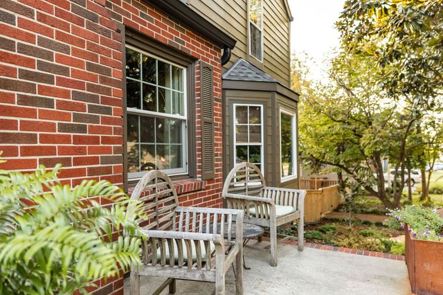 1116 Sunnymeade Dr, Nashville, TN 37216