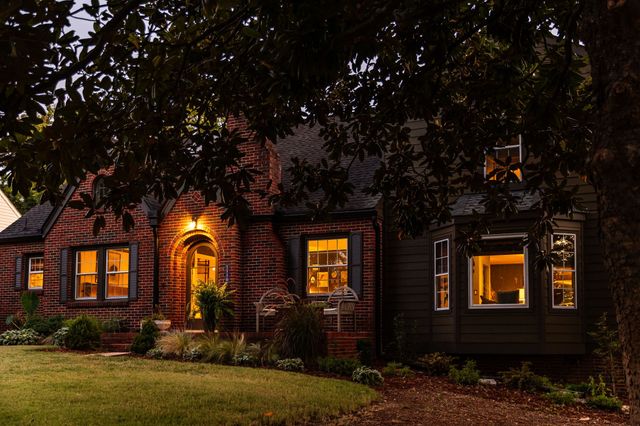 1116 Sunnymeade Dr, Nashville, TN 37216