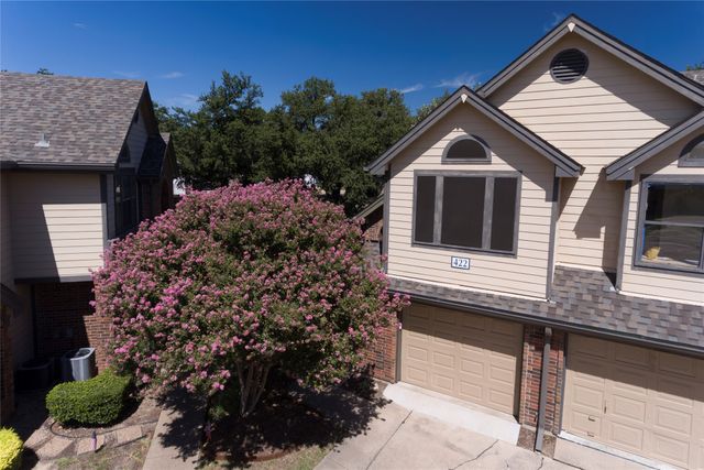 422 Santa Fe Trail 11, Irving, TX 75063