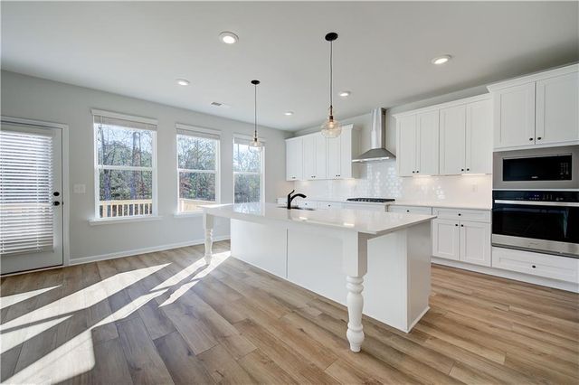901 Kranston Drive, Locust Grove, GA 30248