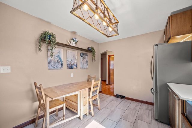 3343 E Ryan ROAD, Oak Creek, WI 53154