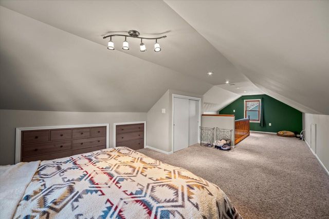 3343 E Ryan ROAD, Oak Creek, WI 53154