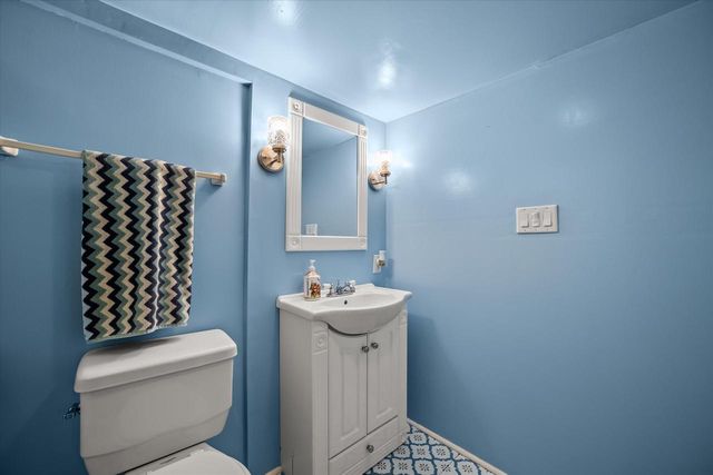 3343 E Ryan ROAD, Oak Creek, WI 53154