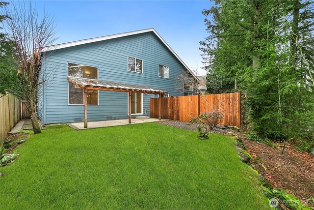 22703 SE 242nd Pl, Maple Valley, WA 98038