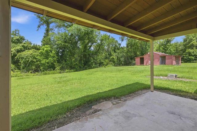926 Theriot Road, Lake Charles, LA 70611