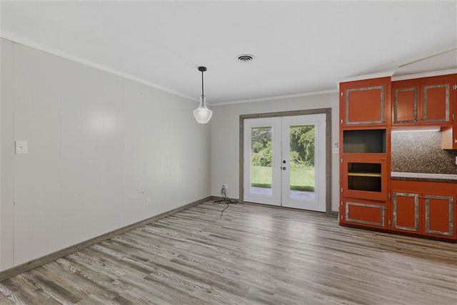 926 Theriot Road, Lake Charles, LA 70611