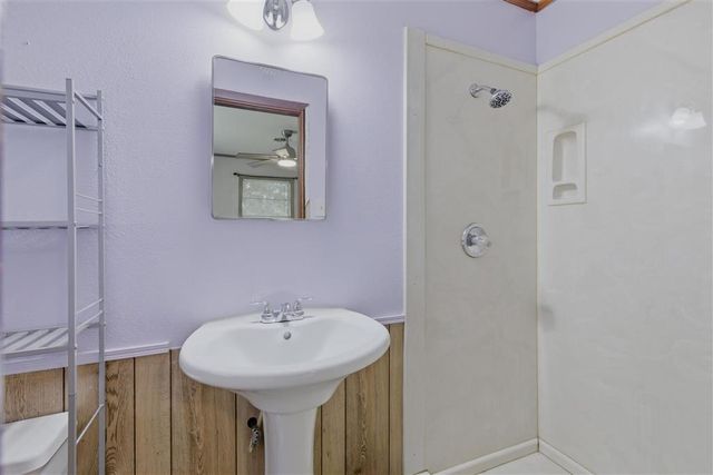 926 Theriot Road, Lake Charles, LA 70611