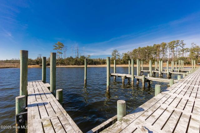 107 Bare Foot Court, Havelock, NC 28532