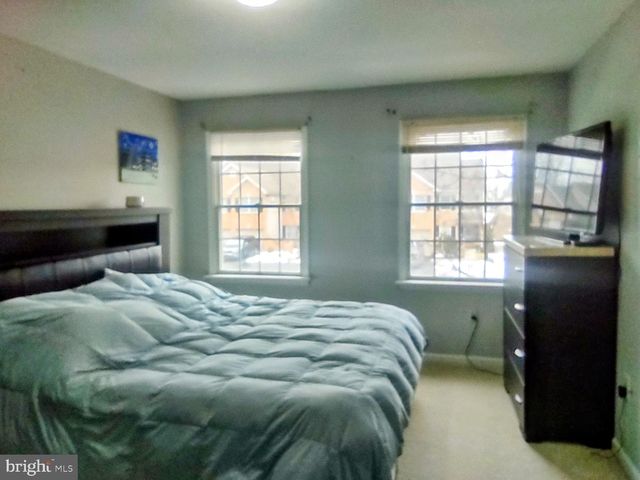 2208 GLEIM CT, Enola, PA 17025