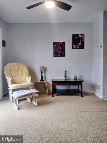 2208 GLEIM CT, Enola, PA 17025