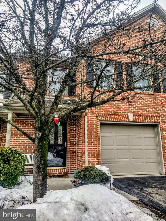 2208 GLEIM CT, Enola, PA 17025