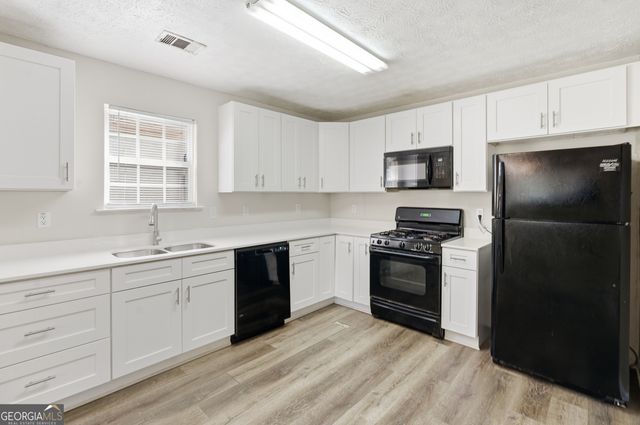 5420 Yellow pine Drive, Mcdonough, GA 30252