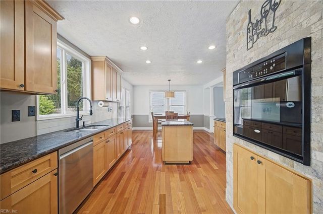 1229 Priscilla LN, Chesapeake, VA 23322