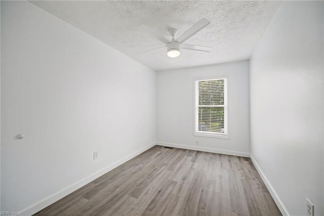 1229 Priscilla LN, Chesapeake, VA 23322