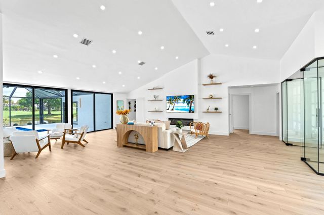 10803 Ashmont Drive, Boca Raton, FL 33498