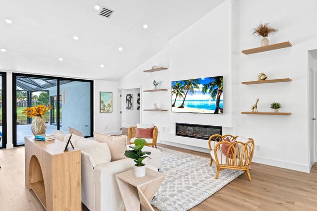 10803 Ashmont Drive, Boca Raton, FL 33498