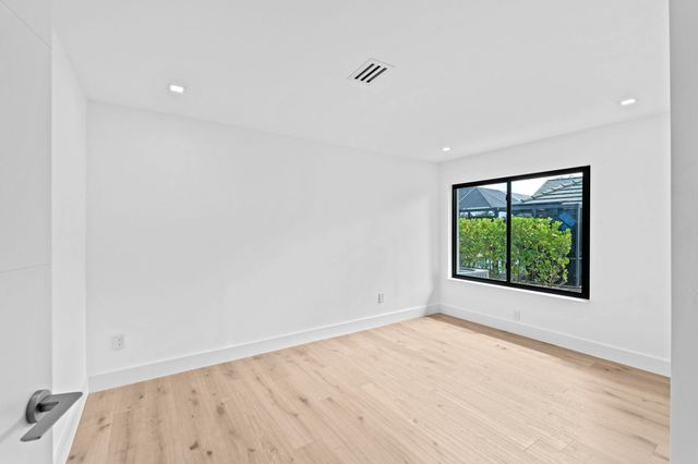 10803 Ashmont Drive, Boca Raton, FL 33498