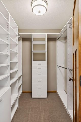 10766 Hawthorn Trail, Woodbury, MN 55129