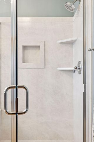 10766 Hawthorn Trail, Woodbury, MN 55129