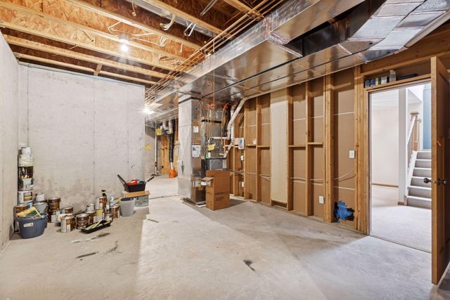 10766 Hawthorn Trail, Woodbury, MN 55129