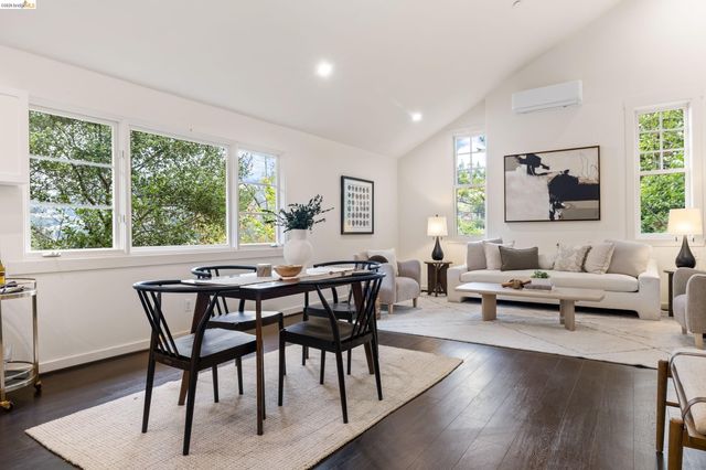 695 Florence, Oakland, CA 94618